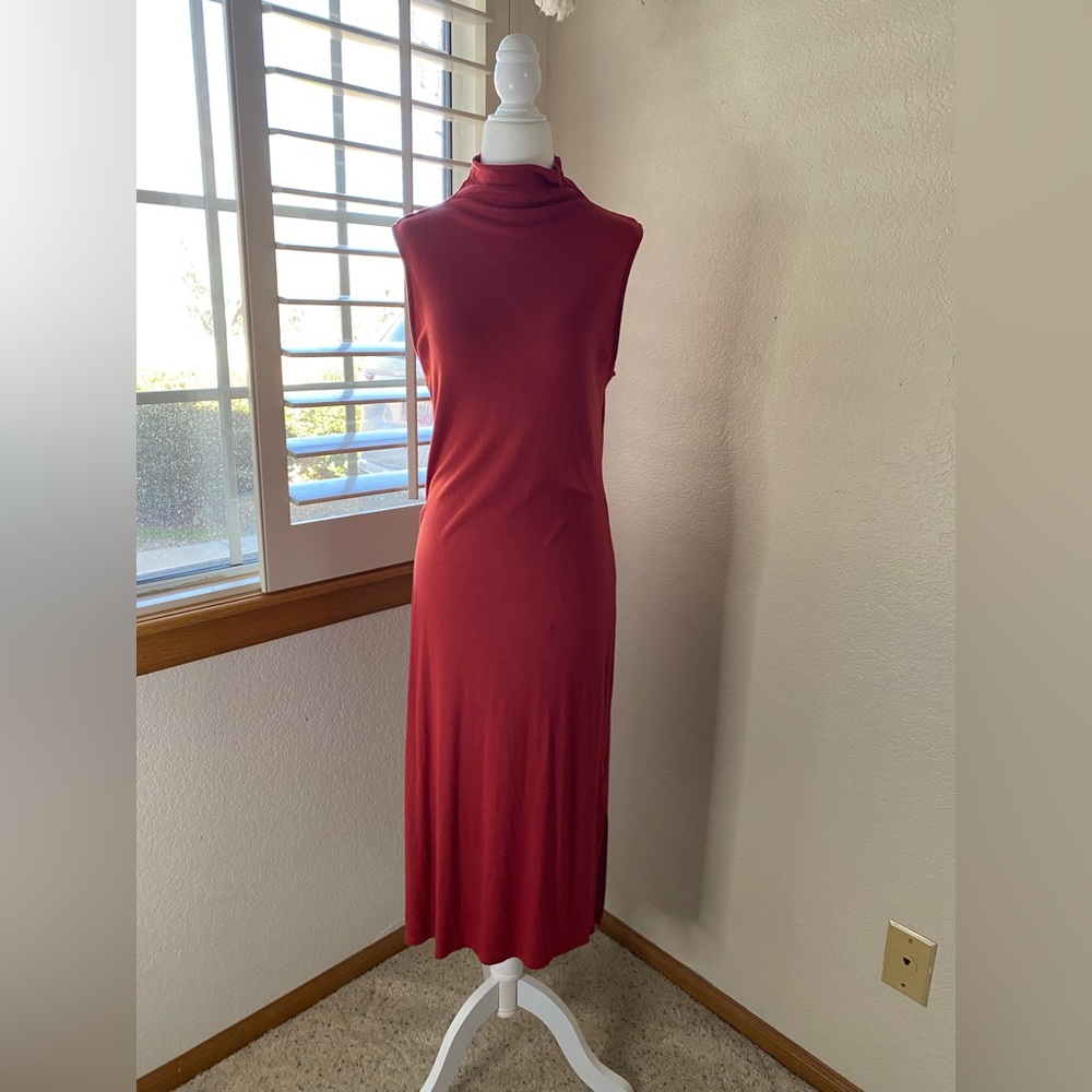 Turtle Neck• Long Burnt Orange• Midi Dress• Side Slits• Loose fit • A New Day